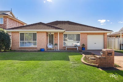 /international/au/17-vivaldi-crescent-claremont-meadows-nsw-152092728/