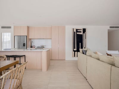 /international/au/1204-116-laver-drive-robina-qld-151199344/