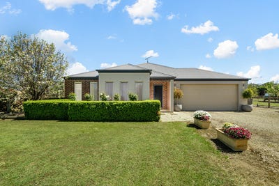 /international/au/72-tulla-drive-teesdale-vic-152586992/