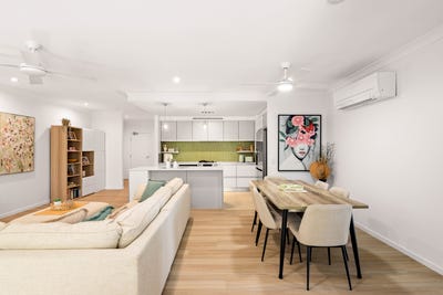 /international/au/9-3030-the-boulevard-carrara-qld-152574720/