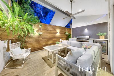 /international/au/132b-burniston-street-scarborough-wa-152646308/