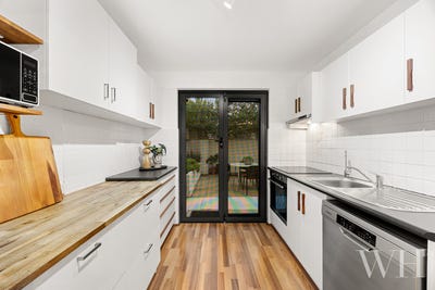 /international/au/7-5-swanbourne-street-fremantle-wa-151466624/