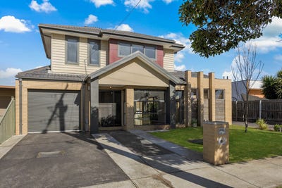 /international/au/1-3-montasell-avenue-deer-park-vic-148616628/