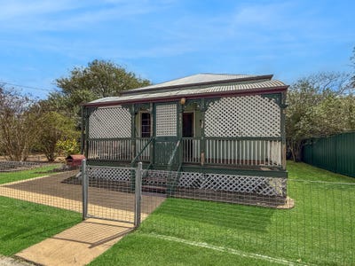 /international/au/70-william-street-laidley-qld-152342340/