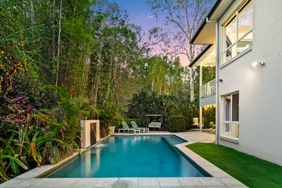 /international/au/27-vinter-place-the-gap-qld-152502916/
