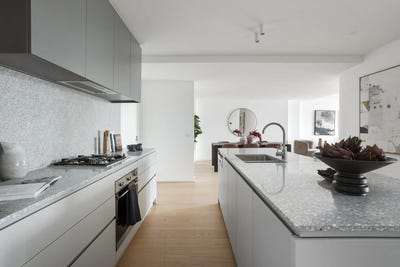 /international/au/403-7-sloane-street-maribyrnong-vic-152507188/
