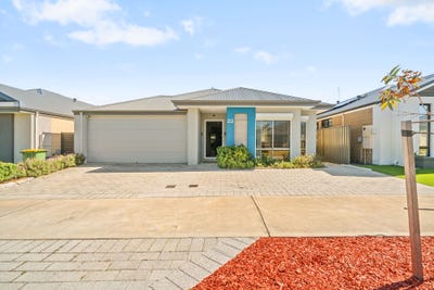 /international/au/22-deepwater-way-lakelands-wa-152618044/