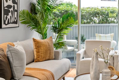 /international/au/73-89-lambert-street-kangaroo-point-qld-150937976/