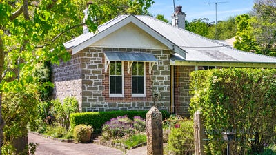 /international/au/28-clearview-street-bowral-nsw-152612092/