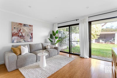 /international/au/125-hale-road-wembley-downs-wa-151351000/
