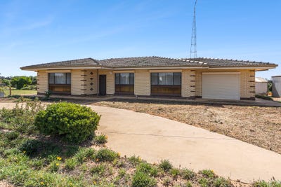 /international/au/79-moss-road-monash-sa-150836208/