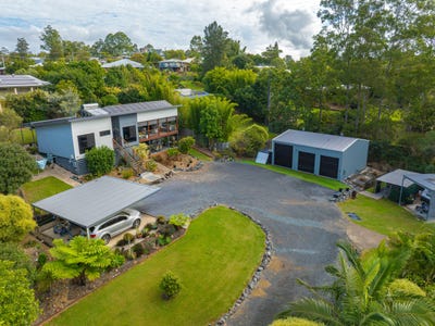 /international/au/10-rose-road-southside-qld-151462948/