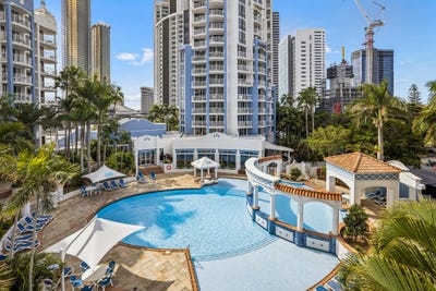 /international/au/1032-2633-gold-coast-highway-broadbeach-qld-152482992/
