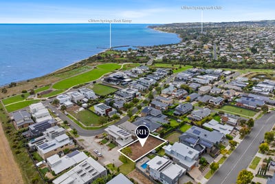 /international/au/20-shoreline-drive-curlewis-vic-204498652/