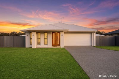 /international/au/122a-bideford-street-torquay-qld-152502376/