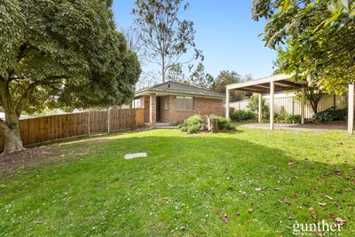 /international/au/19-mt-riddell-road-healesville-vic-152511940/