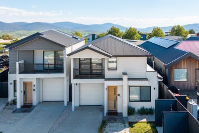 /international/au/13a-alice-street-jindabyne-nsw-150740644/