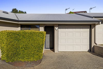 /international/au/2-8-mason-court-kearneys-spring-qld-151393448/
