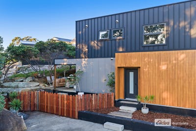 /international/au/1-hanover-place-mount-clarence-wa-151305912/