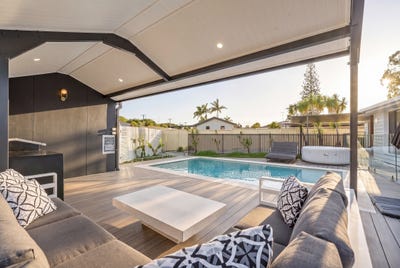 /international/au/7-tirau-place-broadbeach-waters-qld-151128312/