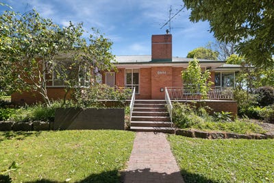 /international/au/1-banool-avenue-kilmore-vic-152704740/