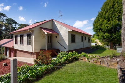 /international/au/34-wombat-street-blackheath-nsw-152579868/