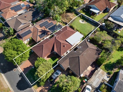 /international/au/15-bards-court-nerang-qld-151022512/