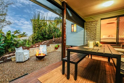 /international/au/24-marine-parade-agnes-water-qld-148446552/