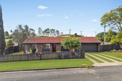 /international/au/40-wade-street-bundamba-qld-151242408/