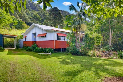 /international/au/2-spring-gardens-court-hunchy-qld-151529644/