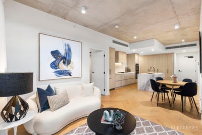 /international/au/302-765-toorak-road-hawthorn-east-vic-151156616/