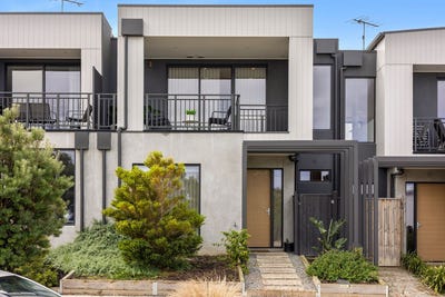 /international/au/28-wurrak-crescent-torquay-vic-150646116/