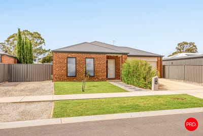 /international/au/21-merrion-street-marong-vic-150711076/