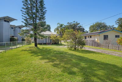 /international/au/7-belmore-street-crescent-head-nsw-152272880/
