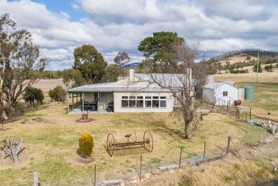 /international/au/269-tally-ho-road-braidwood-nsw-700150814/