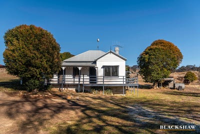 /international/au/93-kingfisher-lane-burra-nsw-148717140/?lang=en