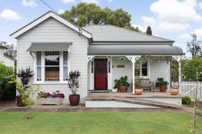 /international/au/26-bonar-street-maitland-nsw-152605656/