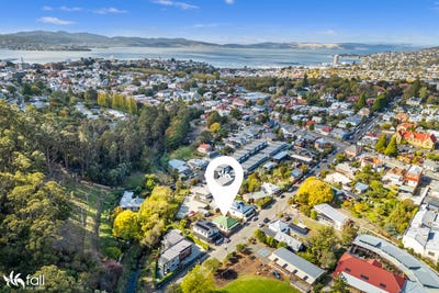 /international/au/37-weld-street-south-hobart-tas-151017208/