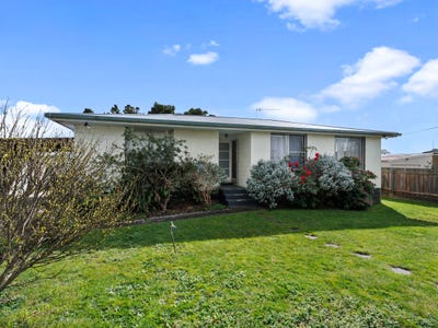 /international/au/26-lockett-street-wynyard-tas-152654236/