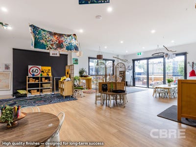 /international/au/1-darmain-drive-greenvale-vic-504888140/
