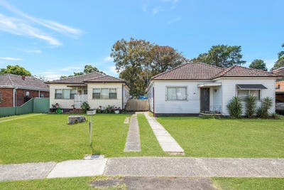 /international/au/717-719-henry-lawson-drive-east-hills-nsw-152644496/