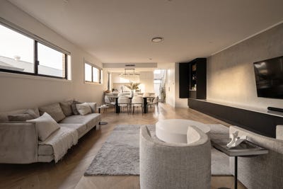 /international/au/13-arnett-street-pendle-hill-nsw-152183324/