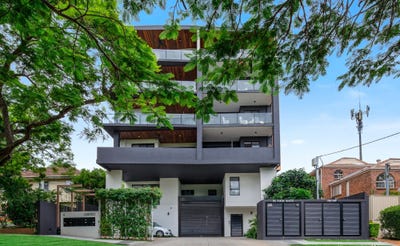 /international/au/4-4-shirley-street-indooroopilly-qld-151656712/