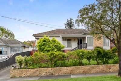 /international/au/21-stocks-road-mount-waverley-vic-152583824/