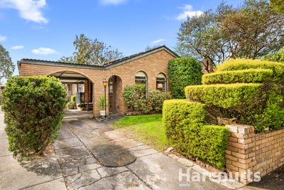 /international/au/63-landstrom-quadrant-kilsyth-vic-151372000/