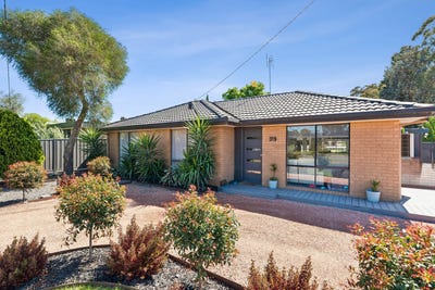 /international/au/319-mcivor-road-junortoun-vic-152609044/