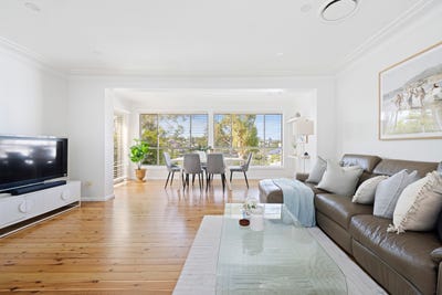 /international/au/12-kokoda-crescent-beacon-hill-nsw-151111596/