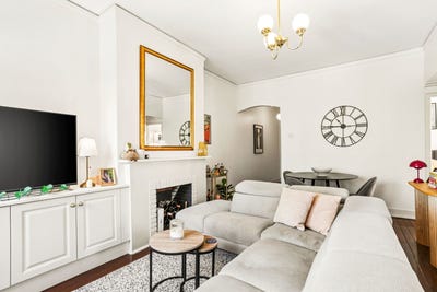 /international/au/5-87-ocean-street-woollahra-nsw-152575788/