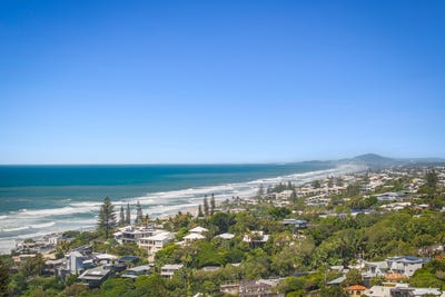 /international/au/10-coral-sea-court-sunshine-beach-qld-204475872/