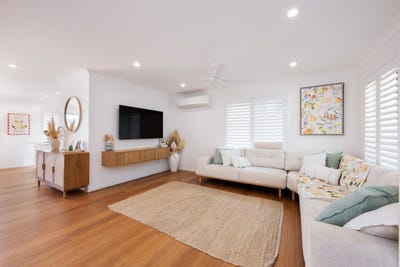 /international/au/9-barnes-street-woolgoolga-nsw-151108496/